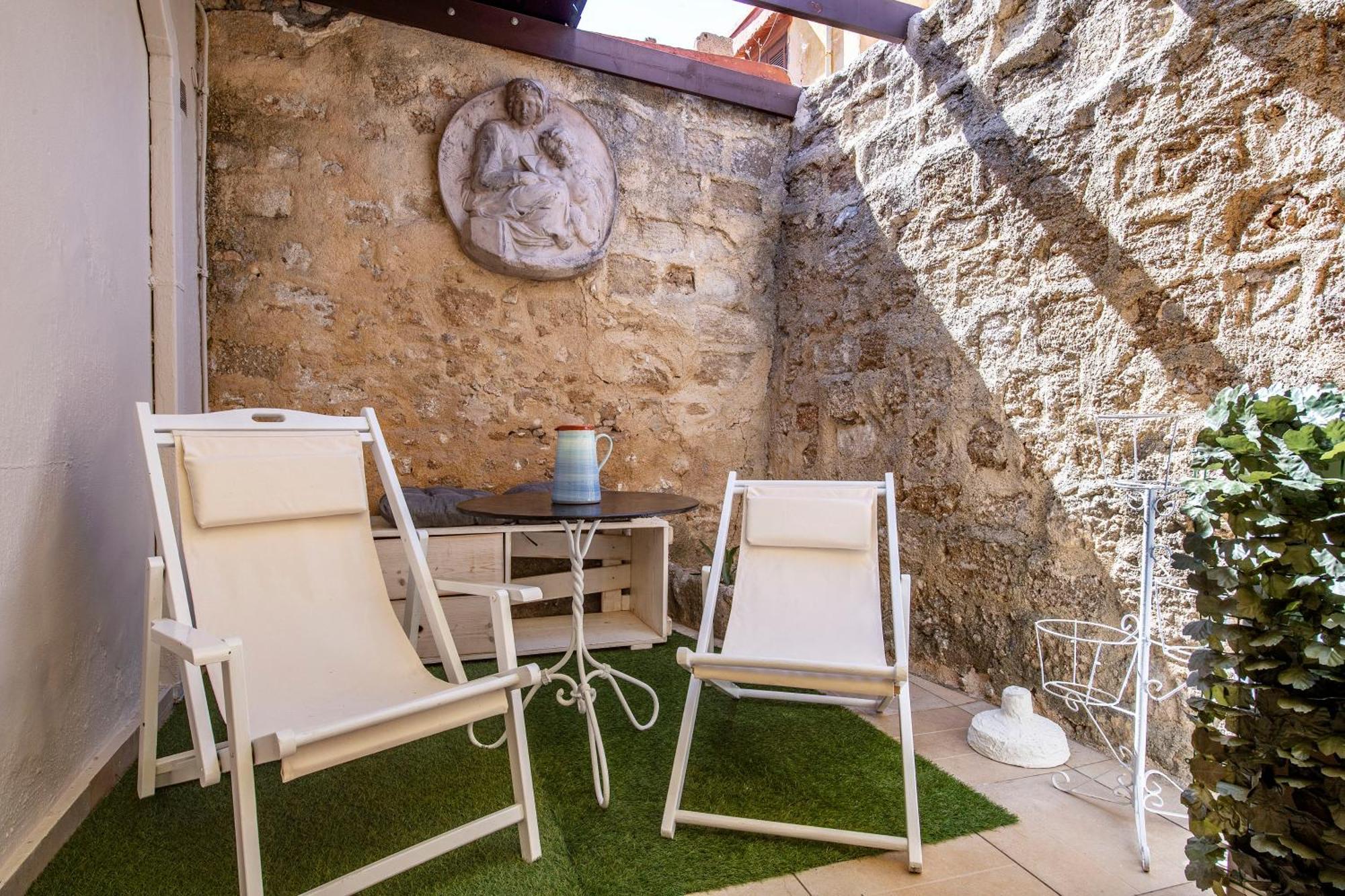 Old Town Corner Luxury Studios Rhodes City Zewnętrze zdjęcie